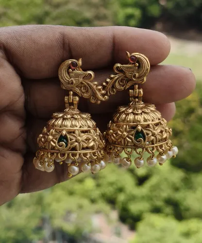 Peacock jumka